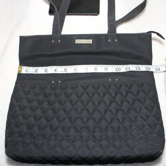 St. John Womens Nylon Quilted Shoulder Bag Black Gold Hardware Classic - Picture 8 of 9